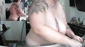 Doing the dishes naked!