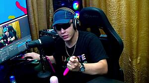 Brazilian Bbw Milf Andressa Sanchez Moans From Vibrator On Nipple!