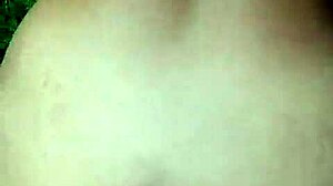 Mi Vecino Espera con Verga Parada para Follar Duro