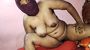 fuck deshi bhabhi and uncle in hot indian sex