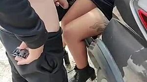 Puta mexicana es cogida entre los manglares para no ser descubierta por la gente