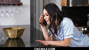 Freeusing Stepmother's Best Friend And Stepsister