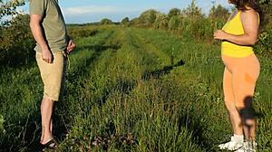 Outdoors risky sex with nymphomaniac stranger