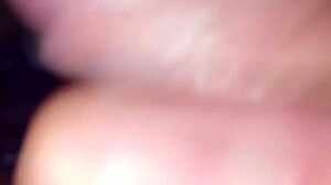 Ansima e geme i cazzo enorme sborra - apri la bocca e bevi il mio sperma