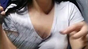 jovencita showing her panties on cam?