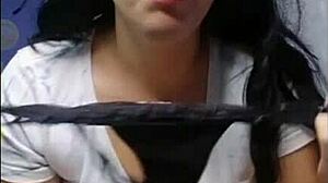 jovencita showing her panties on cam?