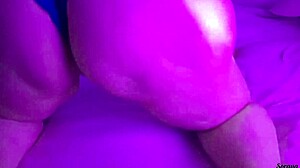 Madrasta Assistindo Filme Porn� e Se Masturbando Louca Para Dar