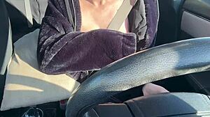 Flash those big tits!