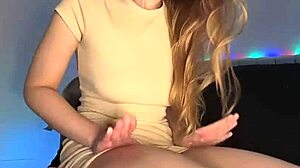 Look at this tight pussy squirting from close up fingering