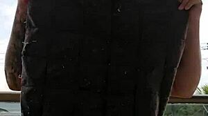 Watch me flash my ass on the balcony! So thrilling and risky.