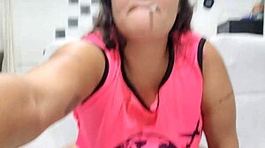 fumando tabaco gozando na tabaca with hairy latina pussy fetish