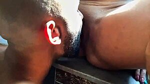 Vizinho Espionou Pela Janela Aproveitei Pedi Ajuda