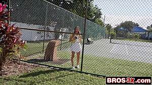 Athletic tennis babe picked up for assfucking cash reward