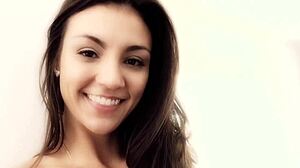 Teenie Tomi Taylor Gets Facial