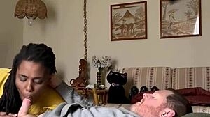 ebony amateur wants to suck dick