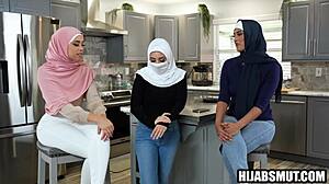 Hot Muslim Girls Get Fucked In A Group For The First Time