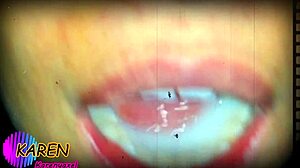 Karen jugando con mas semen en la boca slow motion