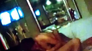 la ex esposa de un primo me visita en el motel