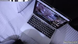 i caught insan watching a video