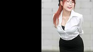 Thai Sexy Girl Jerk Off Challenge Part 2