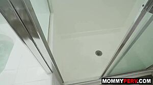 hot milf step-mom invits me to the bathroom and sux my dik