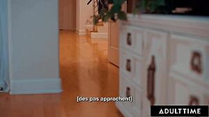 Adult Time - Aidra Fox Seduces Bestie Kenna James For Romantic Lesbian Fuck French Subtitles