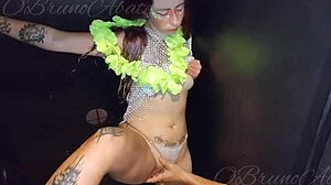 A Loira Argentina Me Convidou Para Brincar No Gloryhole E Me Chupou Até Tirar Todo Leite Do Meu Pau