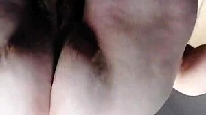 Oma Gebruik Dildo En Komkommer In Harige