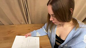 Signed a contract and became the landlord's sex toy