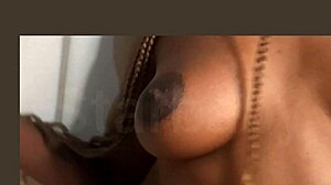 solo teen 18+ girl masturbating?