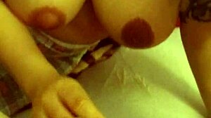 i enjoy big tits blonde with one dick