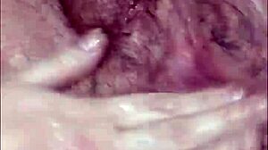 oh wow, this bbw step mom is getting fisted so intensely 😍