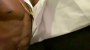 Fui Relaxar No Mastro E Abriu Minha Bucetinha