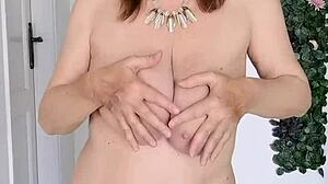 I know what you want, and I'm showing you what my pussy desires in this JOI