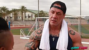 Spanish university girl with huge ass fucked by muscular man