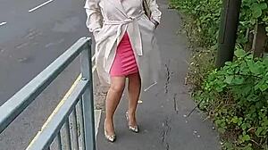 i'm daring jasmin69, exposing pussy outdoors on webcam with oral