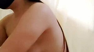 tetangga istri memek tembem goyang sangat memuaskan banget