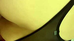 Watch this beautiful asian teen's pussy getting stretched wide in homemade amateur scene with thai girl