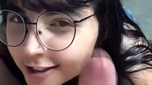 novinha safada giving hot oral sex