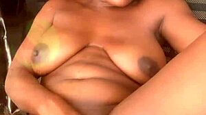 Creamy squirt from juliet simeon