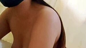 tetangga istri memek tembem goyang sangat memuaskan banget