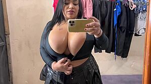 Peguei Minha Inquilina Se Masturbano E Se Tocando No Quintal De Casa Ela Disse Que Estava Gravando Video Porno Nao Aguentei E Participei