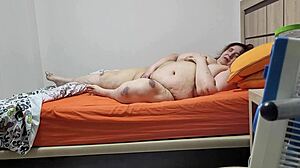 coolmarina puta viciosa se despierta pensando en meterse un rabo