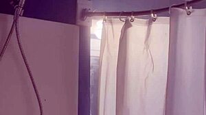 ivy19921 enjoys a relaxing shower