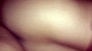 Main Ke Rumah Teman Mala Di Ajak Istrinya Ngentot