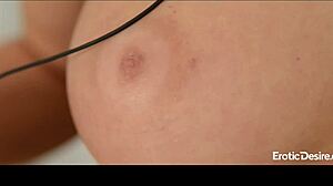 kira music lover on eroticdesire com