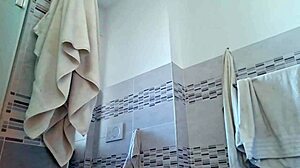 Hottie masturbates while cleaning house in panties