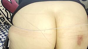 The rubber band trick snapping my ass with rubber bands