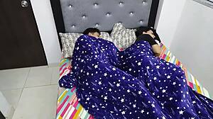 me follo a mi cuñada antes de que mi hermanastro llegue a casa