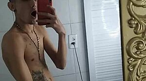 Vazou vídeo do thiagokelton punhetando